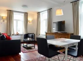 Le Baron Apartments