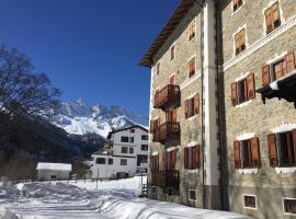 Ceresole Sport Village - Mountain Hotel "La Casa del Re"，位于切雷索莱雷阿莱的酒店