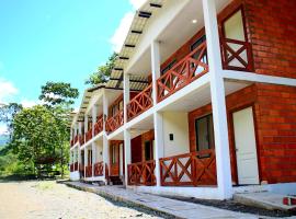 Santval Lodge，位于BucayOlimpo附近的酒店