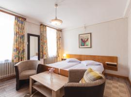 德法乌酒店，位于贝尔多夫的酒店