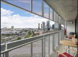 StayCentral - NGV Arts Centre Retreat Southbank，位于墨尔本的酒店