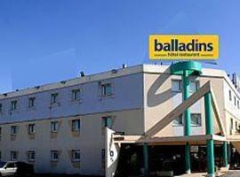 Hôtel Balladins Rubelles，位于鲁贝勒斯的酒店