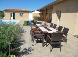 Luxury villa with pool in Thermes Magnoac，位于Thermes-Magnoac的度假屋