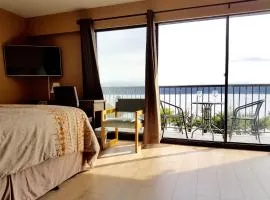 浪潮之上汽车旅馆