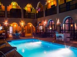 Riad Anma，位于塔鲁丹特的酒店