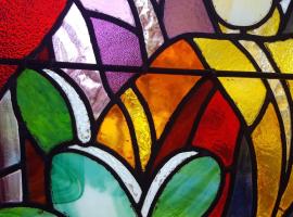 Vakantiewoning Guesthouse MOMO，位于迪尔森-斯托科姆的酒店