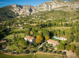 La Bastide De Moustiers - Hôtel et Restaurant - Teritoria，位于穆斯捷-圣玛丽的酒店