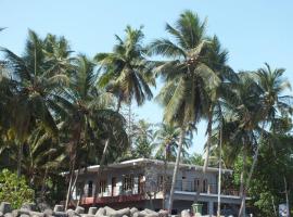 Sea View Holiday Home，位于马尔万的酒店