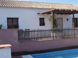 Villa in Andalusia with Private Pool，位于Fuentes de Cesna的酒店