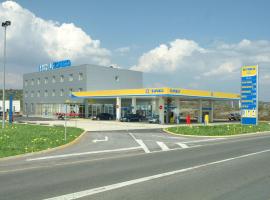 Hotel Zovko，位于斯拉沃尼亚布罗德的酒店