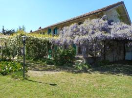 Agriturismo Cascina Serra，位于Cossano Belbo的农家乐