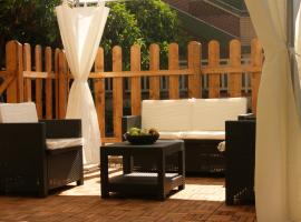 Vegan Inn Airport - Adults Only - LATE CHECK IN