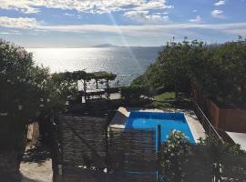 Villa Bikini on Sorrento Coast，位于维克艾库塞的酒店