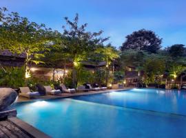 Desa Alamanis Resort Villa，位于井里汶的酒店