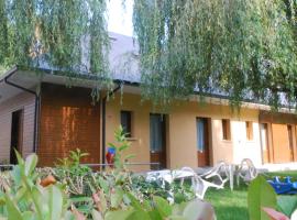 Logis Auberge le petit pont，位于Tennie的酒店
