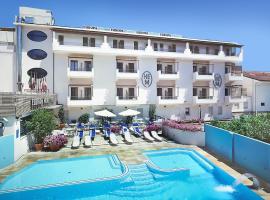 Hotel Europa Monetti，位于卡托利卡的酒店