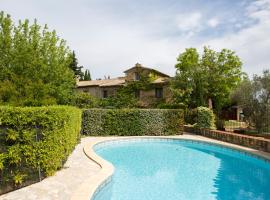 Le Mas Des Aigras - Hôtel & Restaurant de Charme en Provence，位于奥朗日的酒店