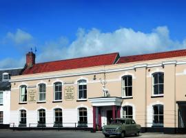 The White Hart Hotel，位于Hingham的酒店