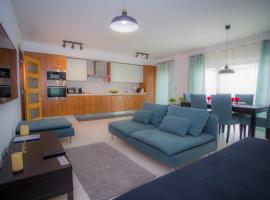 Surf and Stones Apartment，位于佩尼契的酒店