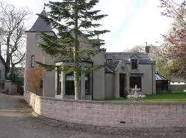 Amazing 4 Bed Scottish Baronial Style House