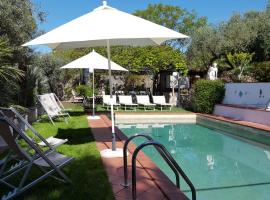 佳卢住宿加早餐旅馆，位于伊特里的酒店