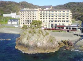 尤拉温泉八乙女日式旅馆 ，位于鹤冈市的酒店