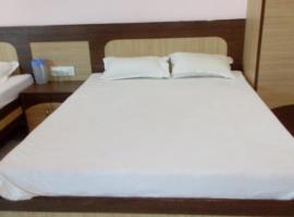 Hotel Neeraj，位于瓜廖尔的酒店