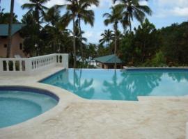 Tambora Beach Suites - All Inclusive，位于圣塔芭芭拉-山美纳的酒店