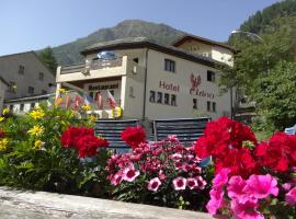 Hotel-Restaurant Grina，位于Simplon Dorf辛普隆通道公园附近的酒店