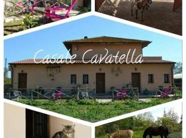 Casale Cavatella，位于塞尔莫内塔宁法花园附近的酒店