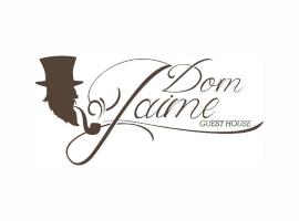 Dom Jaime - Guest House，位于皮雷诺波利斯Pirenópolis Bus Station附近的酒店