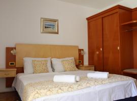 Rooms Nadia3，位于巴斯卡的酒店