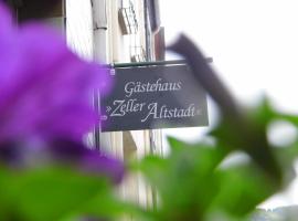 Gästehaus Zeller Altstadt，位于摩泽尔河畔的泽尔的酒店