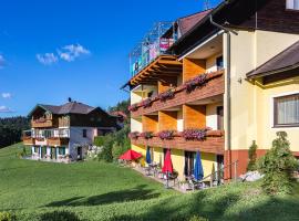 Hotel Fasching，位于隆格湖畔圣格奥尔根的酒店