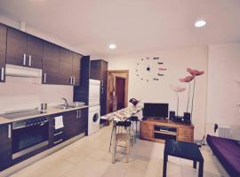 Apartment Downtown Sabadell，位于萨瓦德尔的酒店
