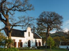Laborie Estate，位于帕尔南非荷兰语语言纪念碑附近的酒店