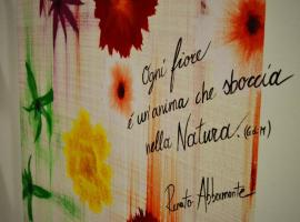 Hotel In Fiore，位于拉韦洛的酒店