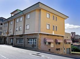 Hotel La Piqueta，位于贝纳萨尔的酒店