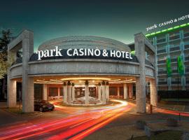Park, Hotel & Entertainment，位于新戈里察的酒店