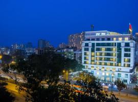 The Byke Suraj Plaza Pure Veg, Thane，位于塞恩的酒店