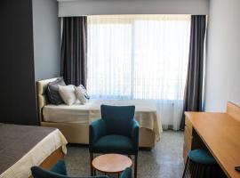 Port Marina Hotel，位于Karatas的酒店