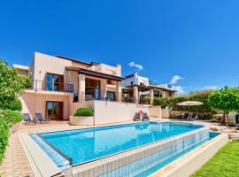 4 bedroom Villa Helidoni with private infinity pool, Aphrodite Hills Resort，位于库克里亚的度假村