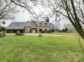 Le bouddha du lac，位于Saint-Germain-de-Tallevende的酒店