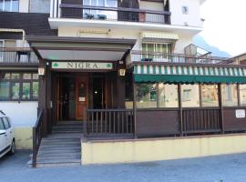 Pub Hotel Ristorante Nigra，位于蒙蒂奥韦特的酒店