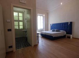 Palazzo Sacco Hostello Fossano，位于福萨诺的酒店