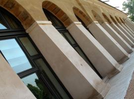 阿莱西娅别墅酒店，位于帕利达诺的酒店