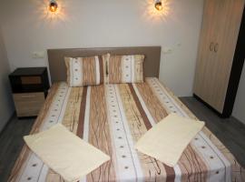 Guest House Ivanovi，位于巴尼亚的酒店