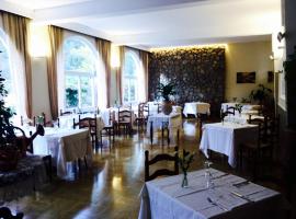 Hotel Ristorante Tipico Terme，位于皮尼亚的酒店