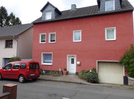 Ferienwohnung Pecere，位于Scheuerfeld的低价酒店