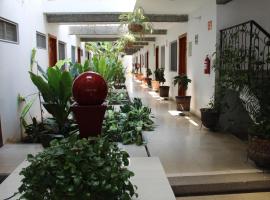 Hotel Casablanca Tuxtla，位于图斯特拉古铁雷斯的酒店